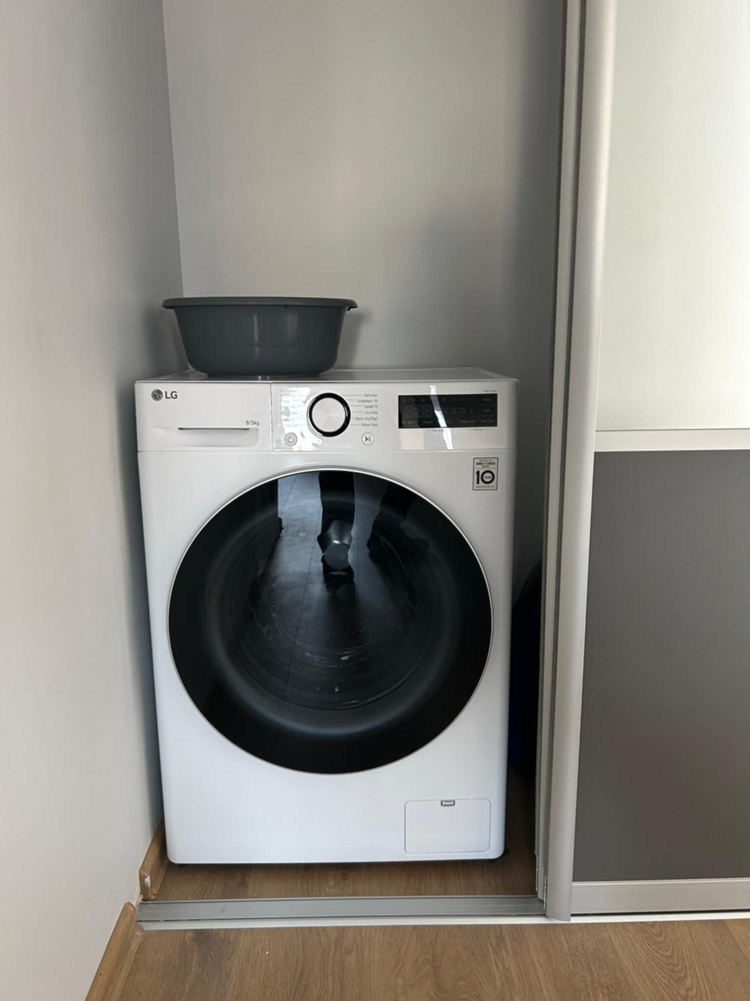 Brightnest Apartment
